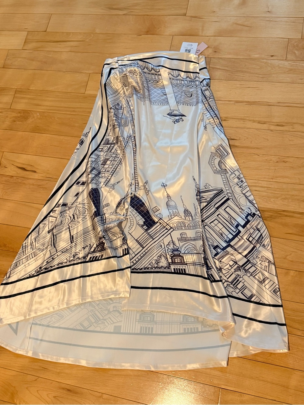 Cream Printed High-Low Ruched Midi Skirt - Picture 5 of 7